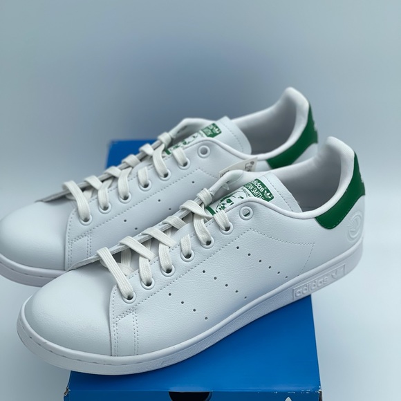 Adidas “Stan Smith” Classics Men’s (Vegan Model) - Picture 2 of 6